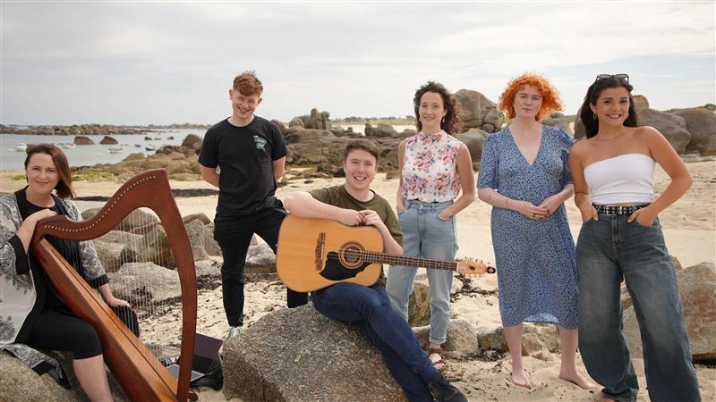 Bláth na hÓige An Turas go Lorient 2